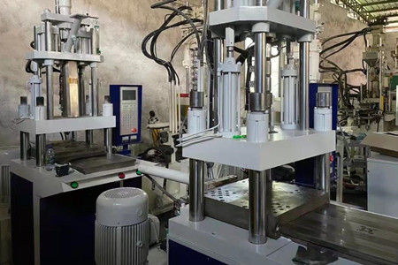 小型塑料注塑機(jī)為什么銷(xiāo)量更好？原因竟如此！