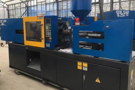 塑料注塑機(jī)操作期間需要注意哪些事項(xiàng)？